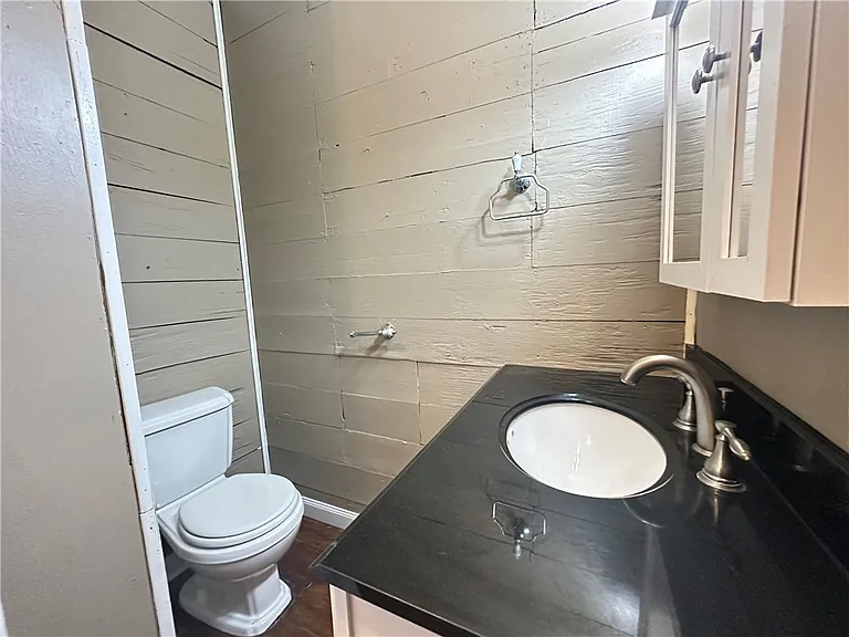 131 Dell Ave — Photo 31