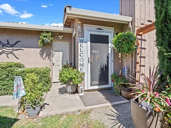 8914 Fox Creek Dr, Stockton, CA 95210
