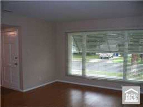 3rd image of 4908 Coldbrook Ave