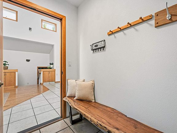 4th image of 1121 Slim Williams Way