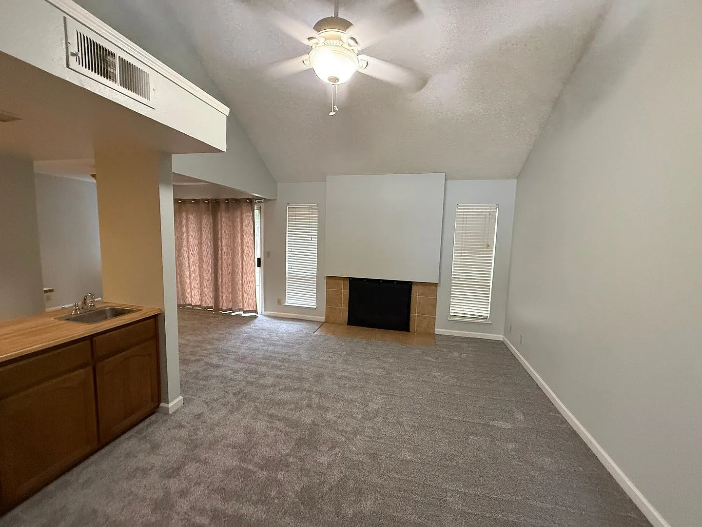 2526 Lagoon Lane - West Sacramento, CA 95691 — Photo 2