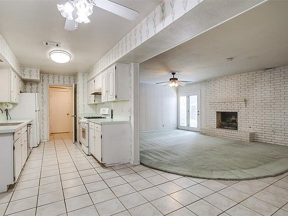 2nd image of 9921 Greenfield Dr