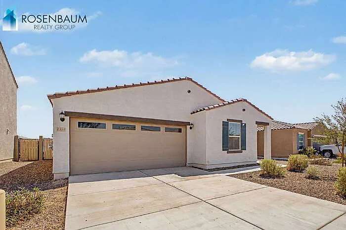3 bed, 2.0 bath, 1605 sqft, $1,699 — Photo 4