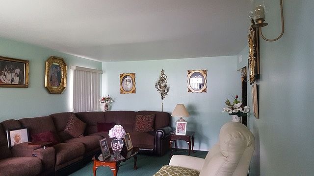 2nd image of 1305 Grove St