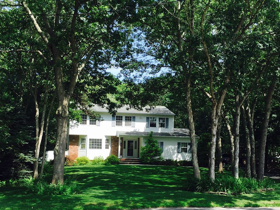 15 Cranford Blvd, Mastic, NY 11950 Zillow