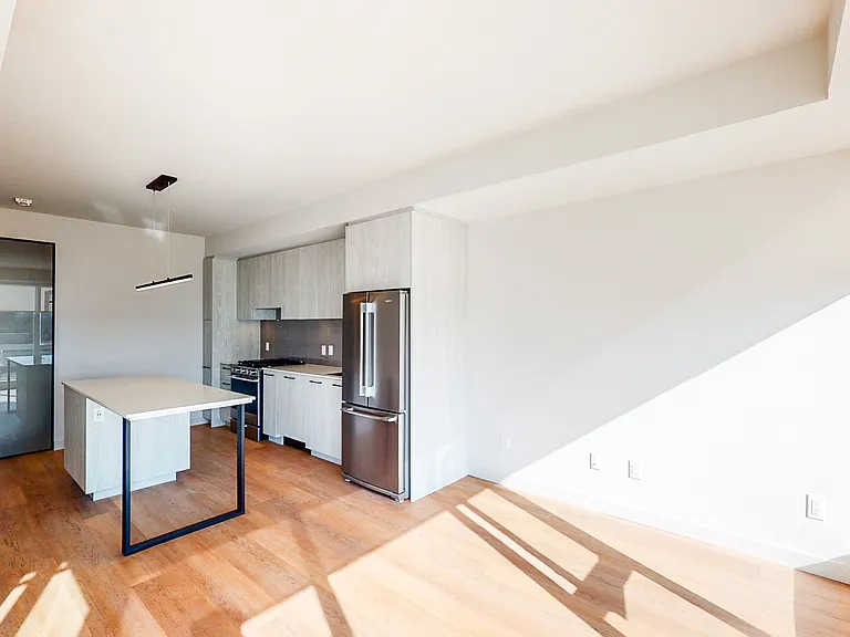 1107 Gladstone Rd NW #407 — Photo 4
