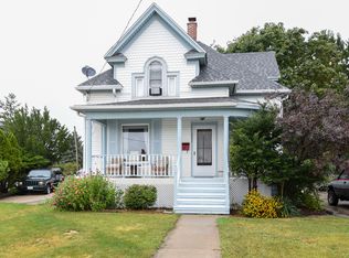 622 Main St W, Waterford, WI 53185