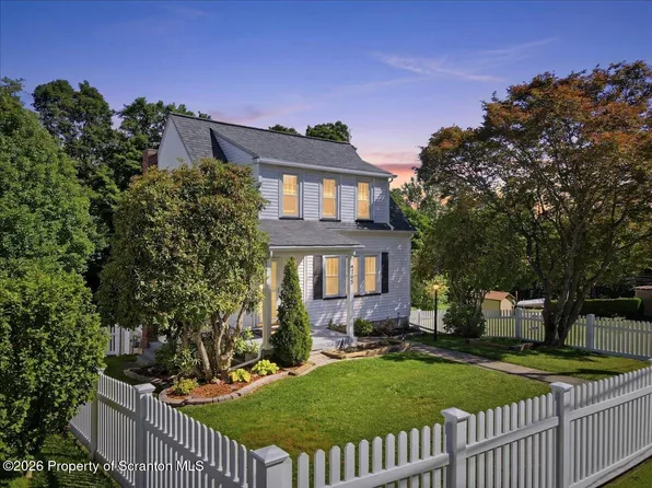 308 Bailey St, Clarks Summit, PA 18411