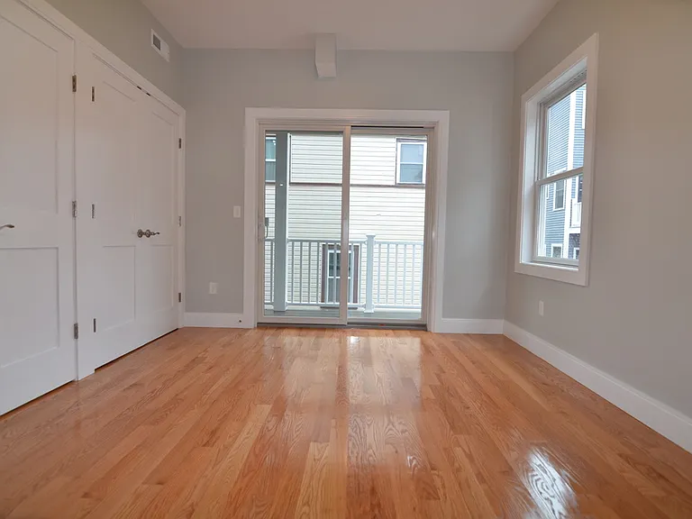 37 Jackson Rd #3 — Photo 18
