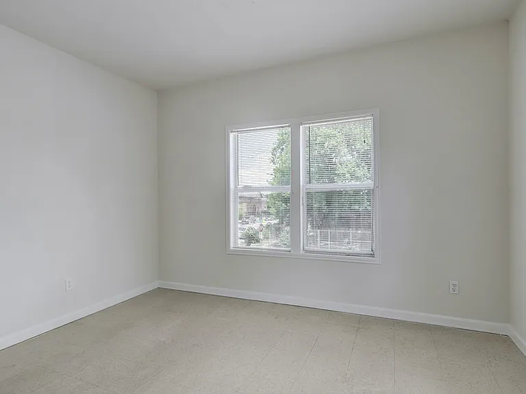 3002 Isabella St — Photo 13