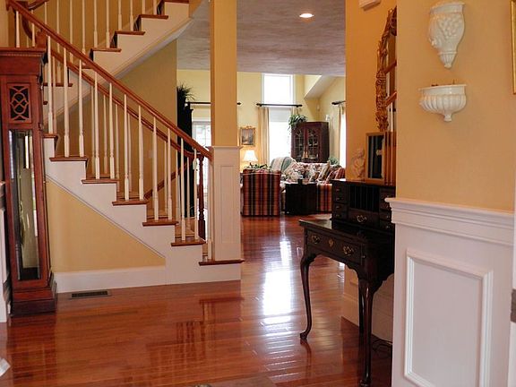 Entrance from foyer