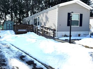 5 Lexington Dr, Freedom, PA 15042