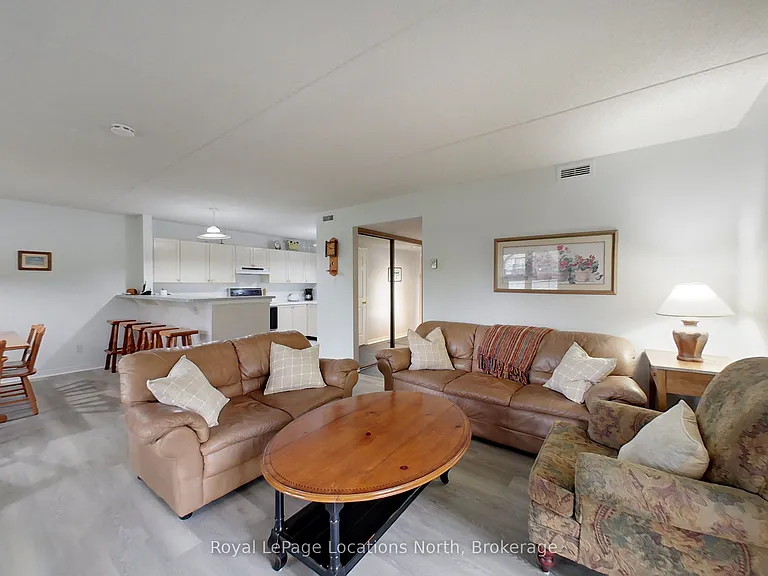 398 Mariners Way #4 — Photo 5
