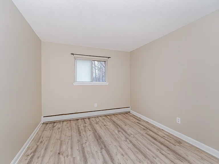 11 Crescent Dr #2 — Photo 18