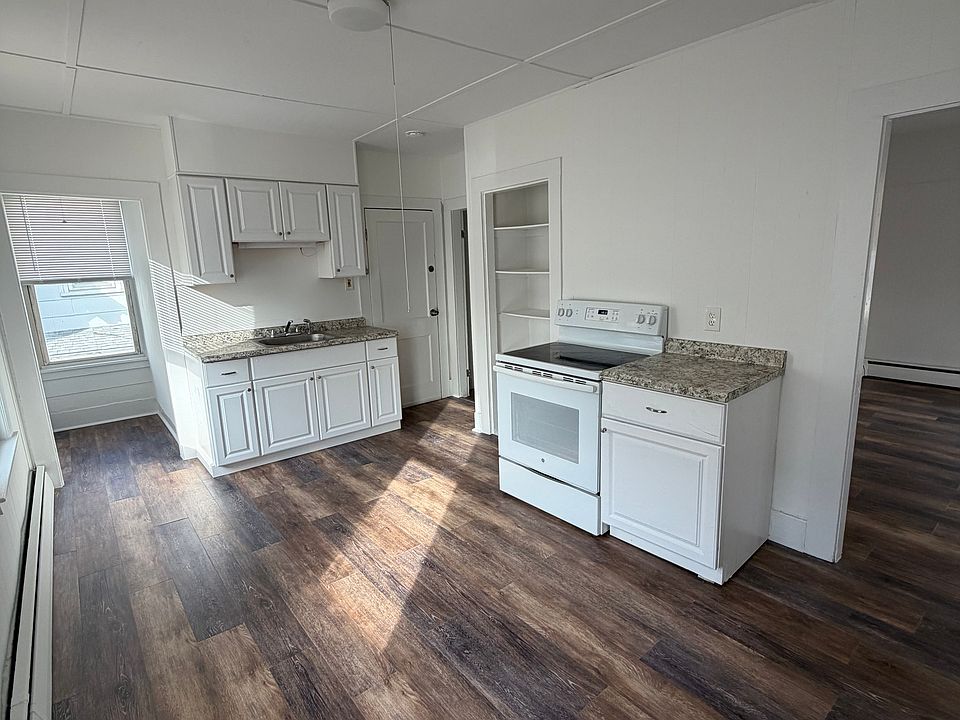 1st image of 45 Elliott St #2