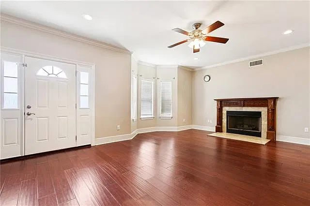 4 bed, 3.0 bath, 2414 sqft, $2,700 — Photo 3