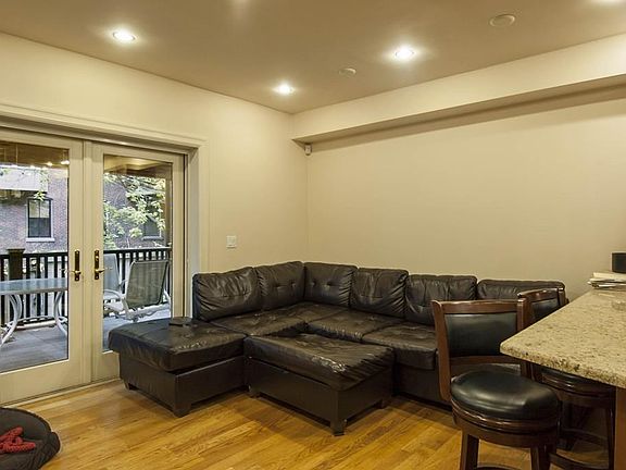 3rd image of 135 W Newton St #1