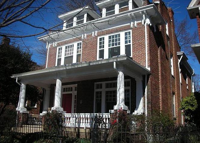 Welcome to 2912 Floyd Ave near Carytown, Second Floor Unit a