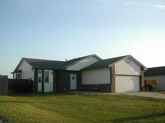 1st image of 1768 Myers Cir