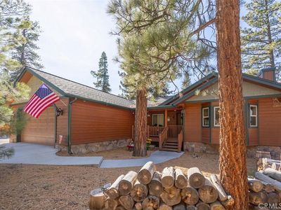 138 Crater Lake Rd, Big Bear Lake, CA, 92315