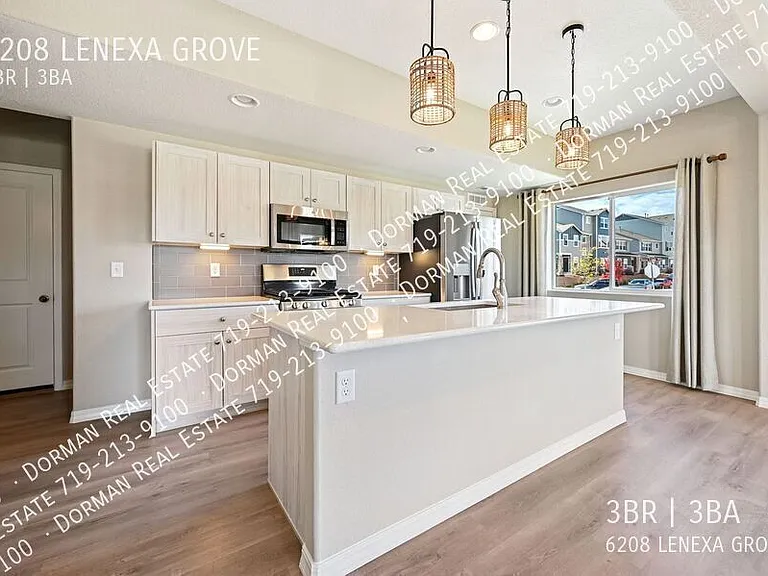 6208 Lenexa Grv — Photo 8