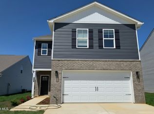 2101 Fox Meadows Cir, Bluff City, TN 37618