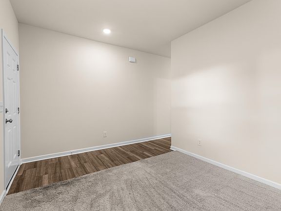 5th image of 932 Berkeley Glen Rd