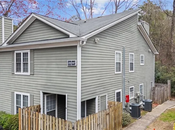 1097 Rock Creek Ln, Norcross, GA 30093