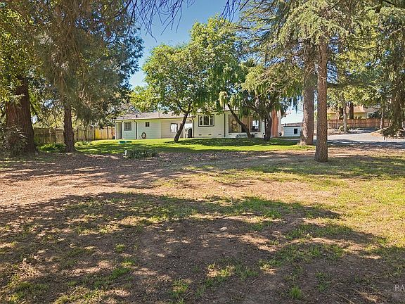 5th image of 1543 Cunningham Road