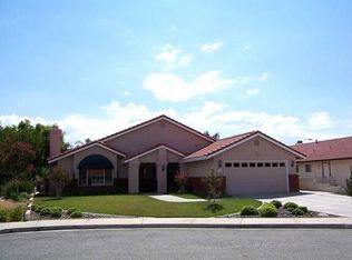 1888 Pinyon Ct, Hemet, CA 92545