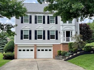 1025 Meadowbrook Dr, Canonsburg, PA 15317