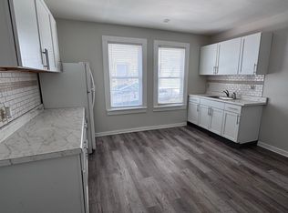 115 Smith St, Bridgeport, CT 06607