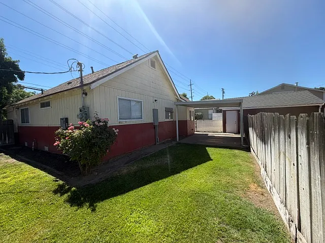 511 Coffee Rd — Photo 21