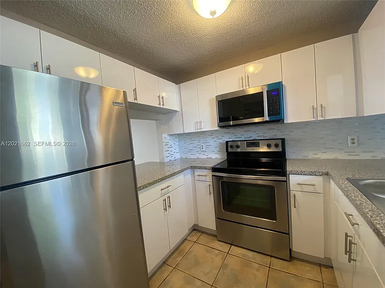 3263 Kirk Rd #2 — Photo 6