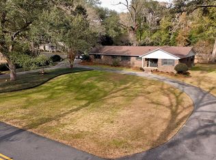 1605 Pineland Dr, Bainbridge, GA 39819