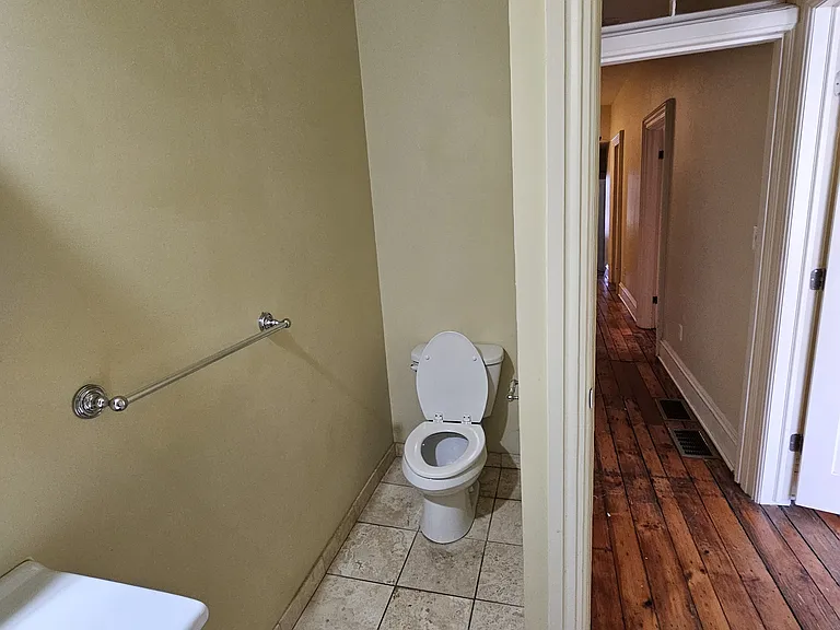 90 W Ross St — Photo 15