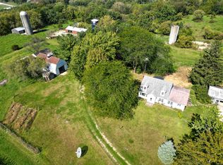 1224 Sorum Dr, Waukon, IA 52172