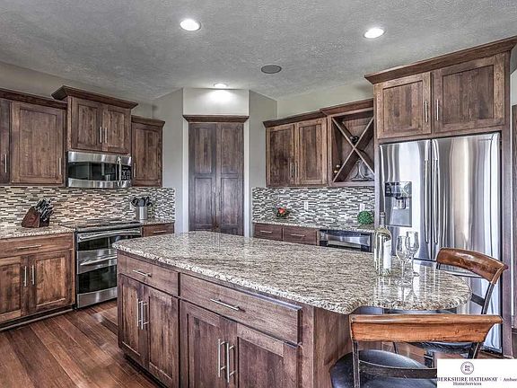 4th image of 19510 Bellbrook Blvd