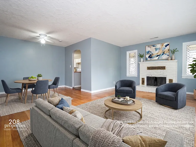1517 S Chrisway Dr — Photo 2