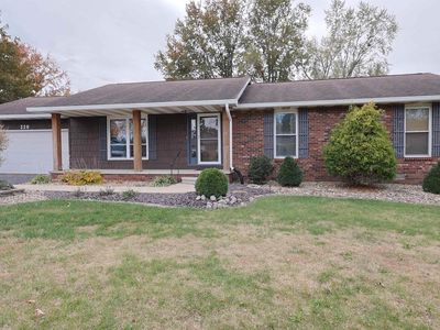 320 Circle Dr, Salem, IL, 62881