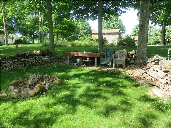 5th image of 1358 Beaver Cir