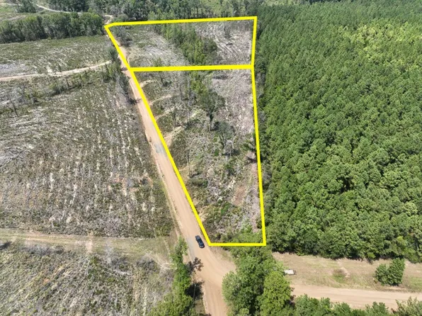 4 County Road 2108, Burkeville, TX 75932