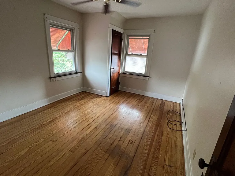 70 Gramont Ave — Photo 19