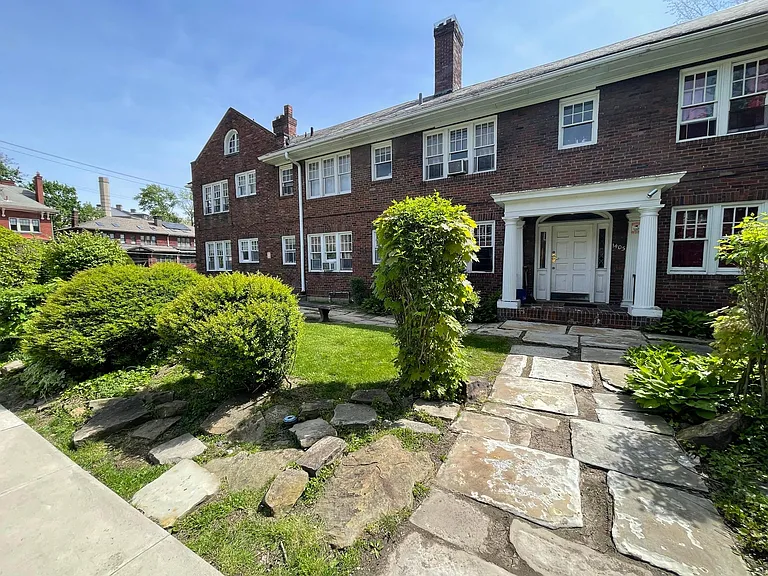 1405 Severn St #B3 — Photo 11