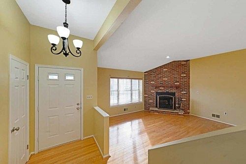 3rd image of 2 Westlake Ct