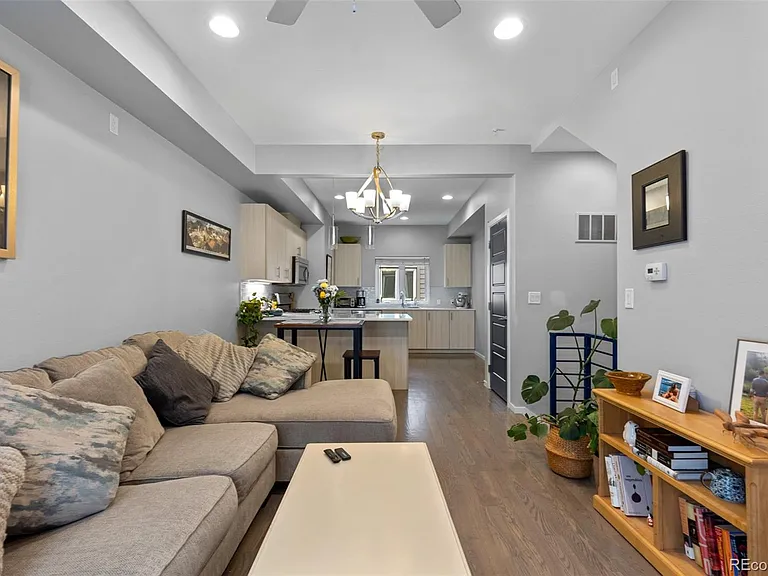 2725 W 25th Ave #7 — Photo 16