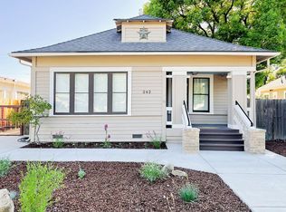 242 N C St, Exeter, CA 93221