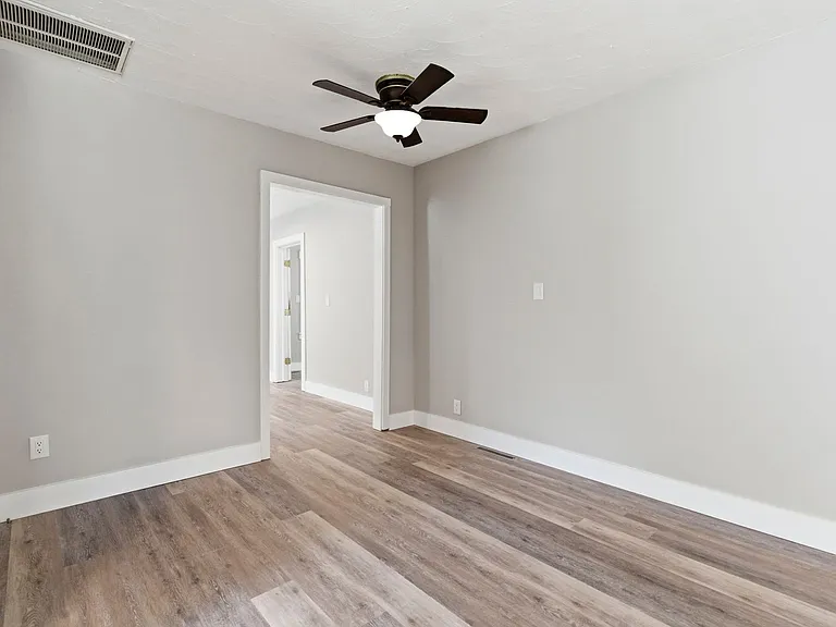 2154 E Cairo St — Photo 18