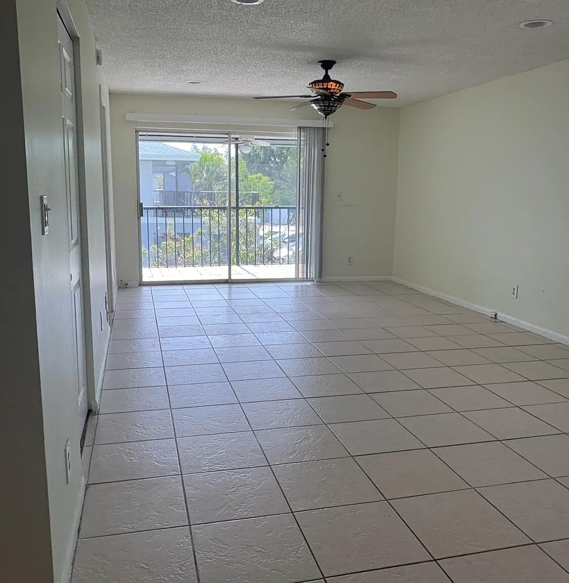 2 bed, 2.0 bath, 1014 sqft, $2,000 — Photo 1