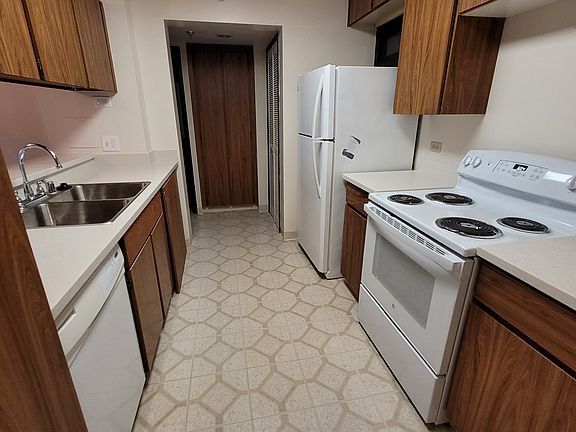 2nd image of 5090 Likini St Ph 205